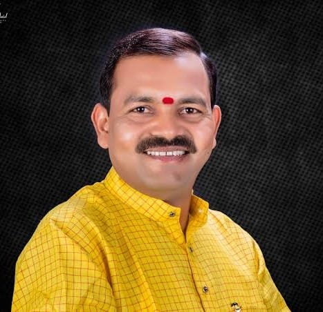 Rahul Jadhav Review Image
